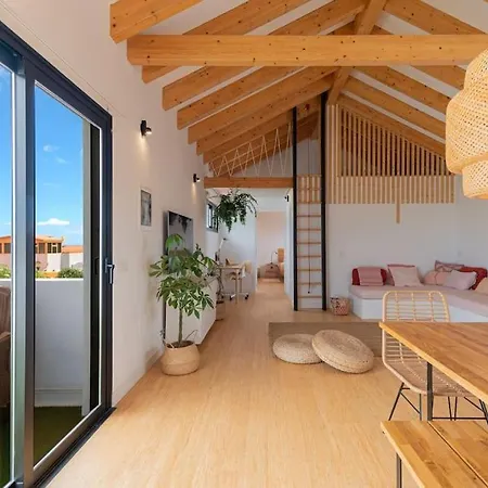 Loft In Apartamento *